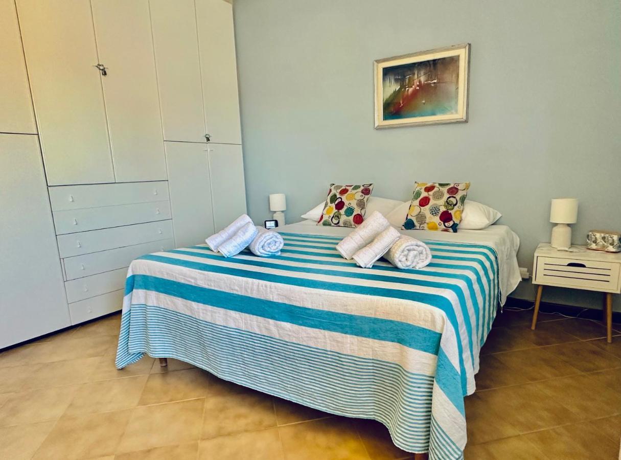 Appartamento Attico Milanti - Parcheggio Privato Trapani Esterno foto